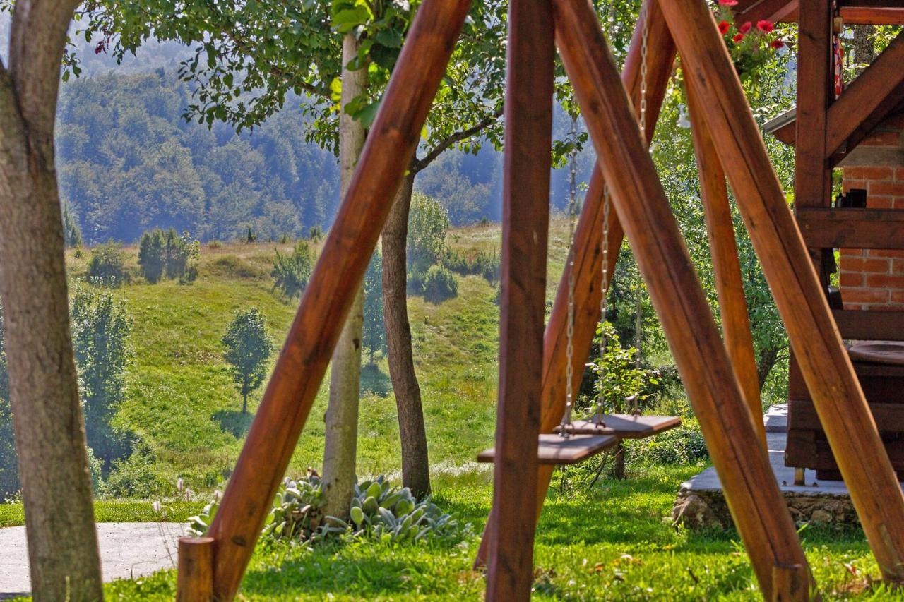 Andrea In Sertic Poljana - Haus Fuer 6 Personen Plitvická jezera Exteriér fotografie